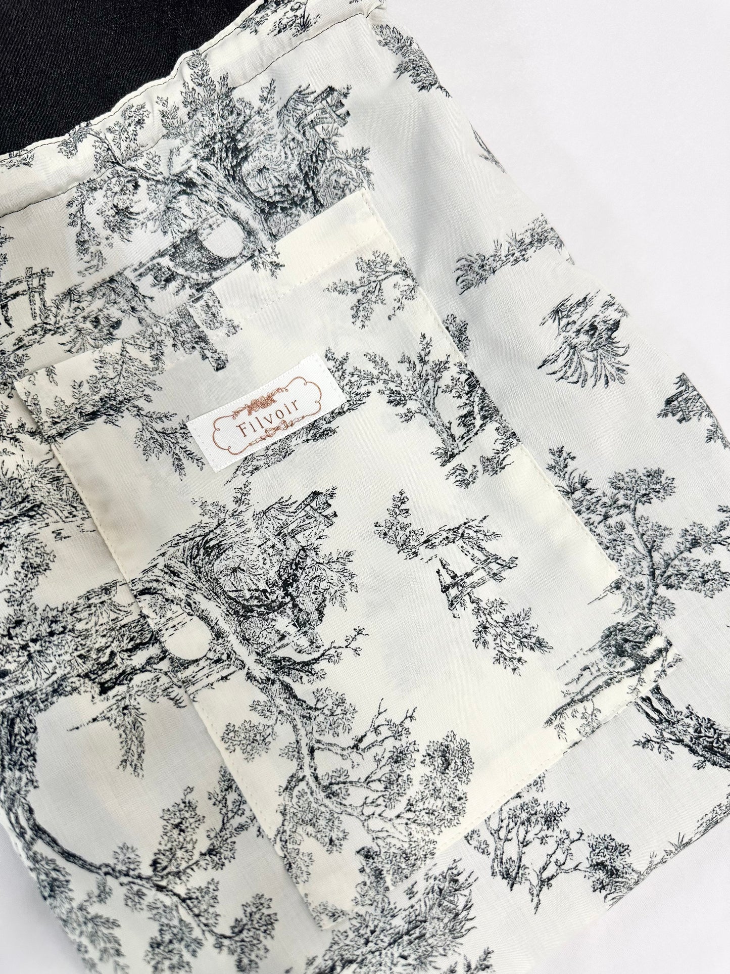 すずらんリボン刺繍トートバッグ