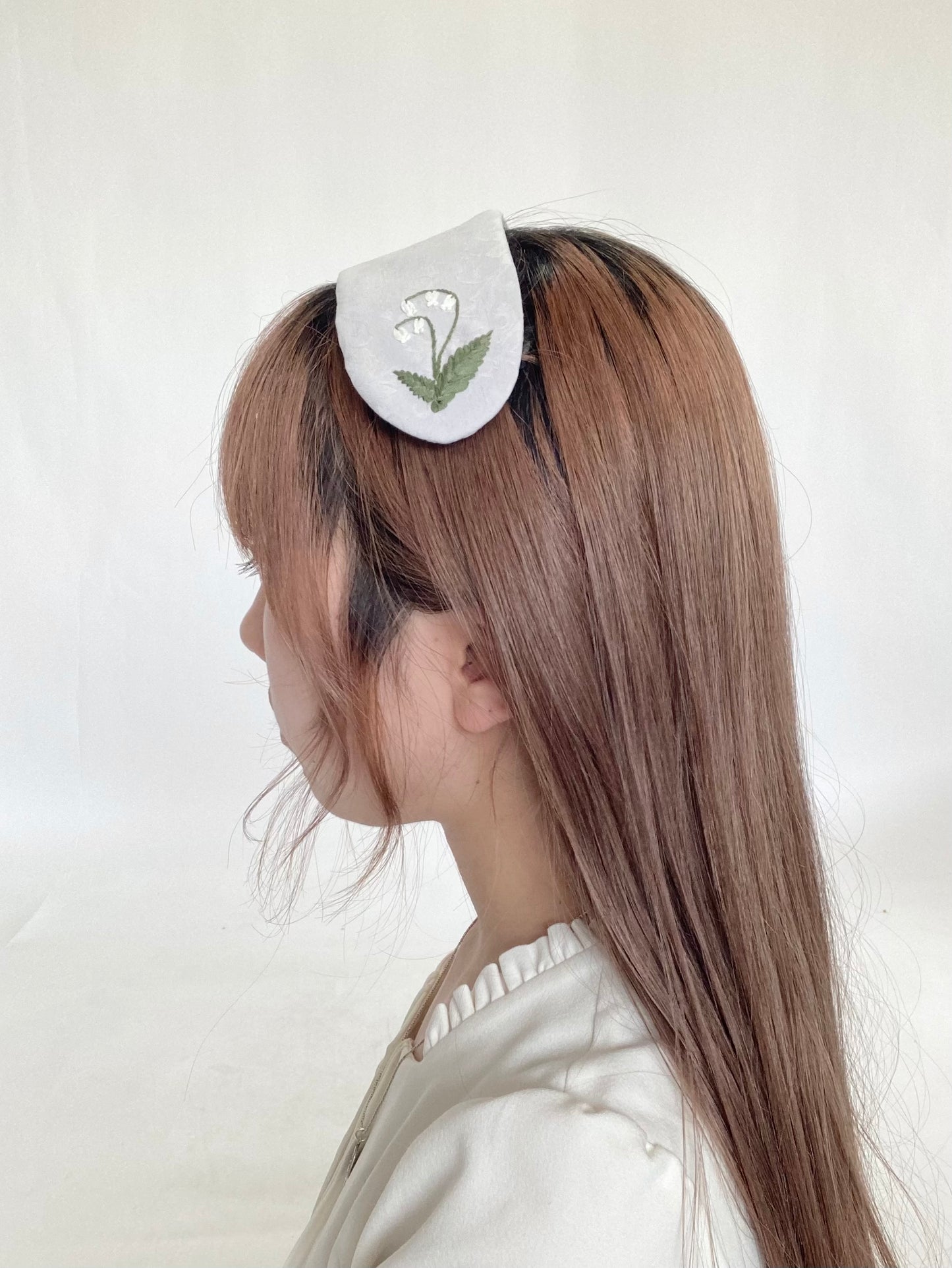 すずらんリボン刺繍ヘッドアクセサリー