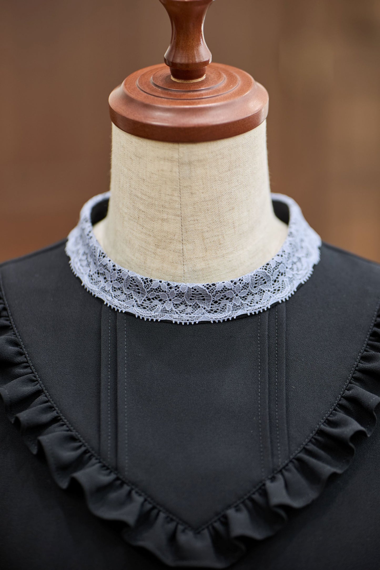 特典付き【Pre-order】Stand-up collar blouse/Black