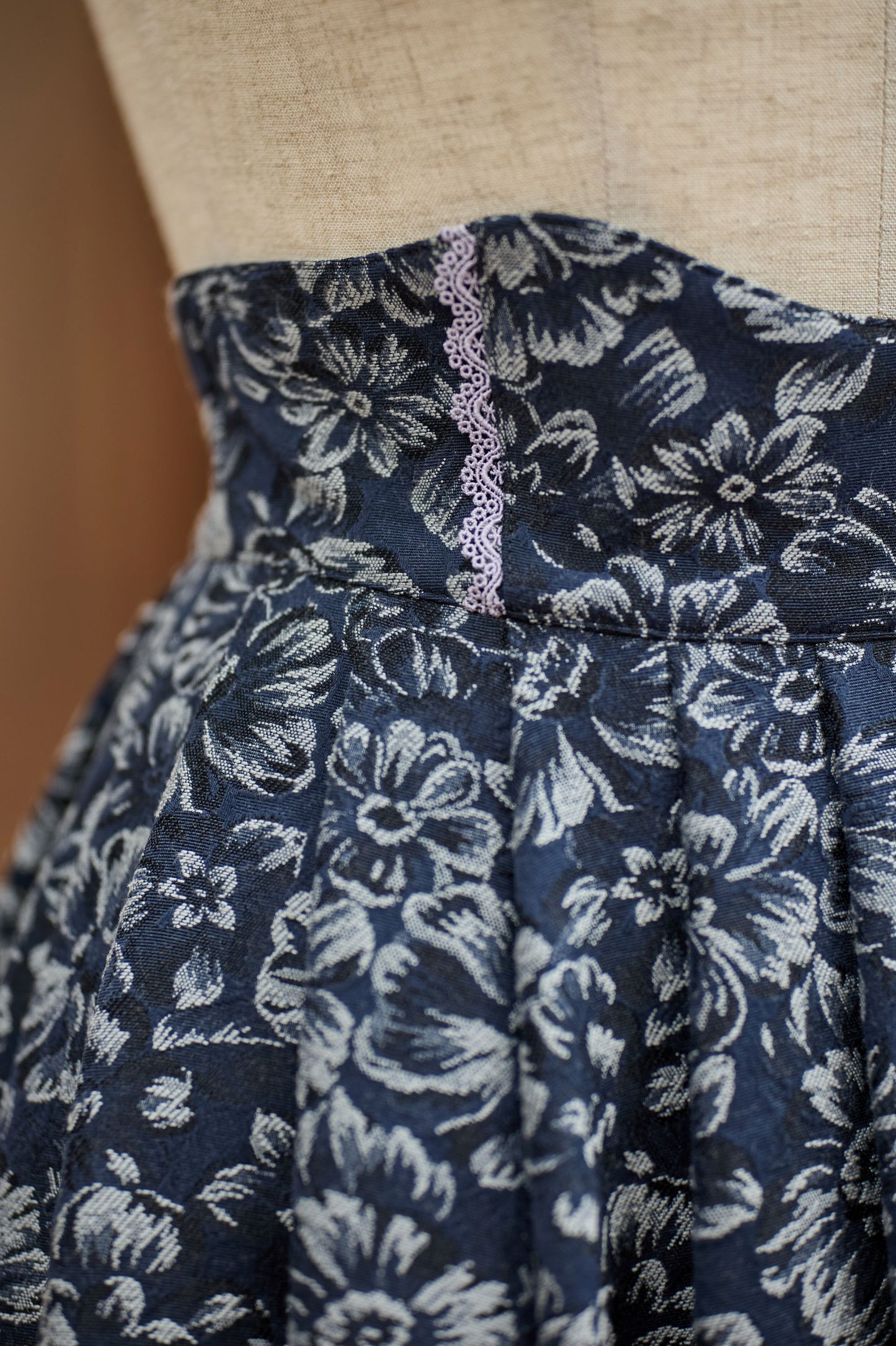 【Pre-order】Jacquard skirt/Navy