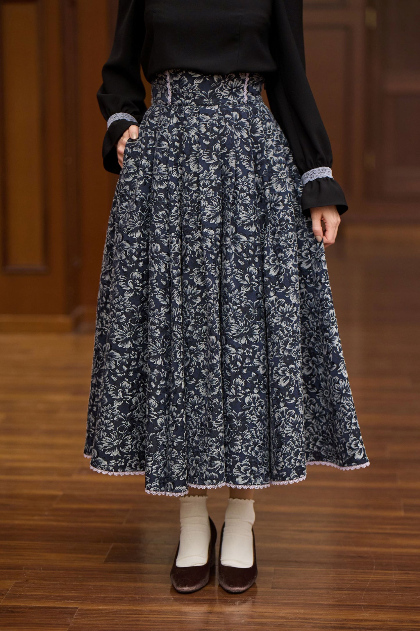 【Pre-order】Jacquard skirt/Navy