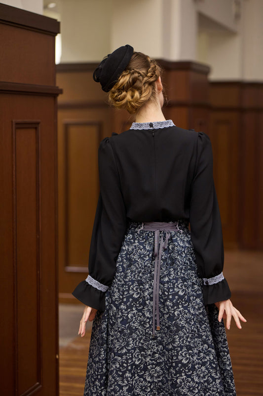 特典付き【Pre-order】Stand-up collar blouse/Black