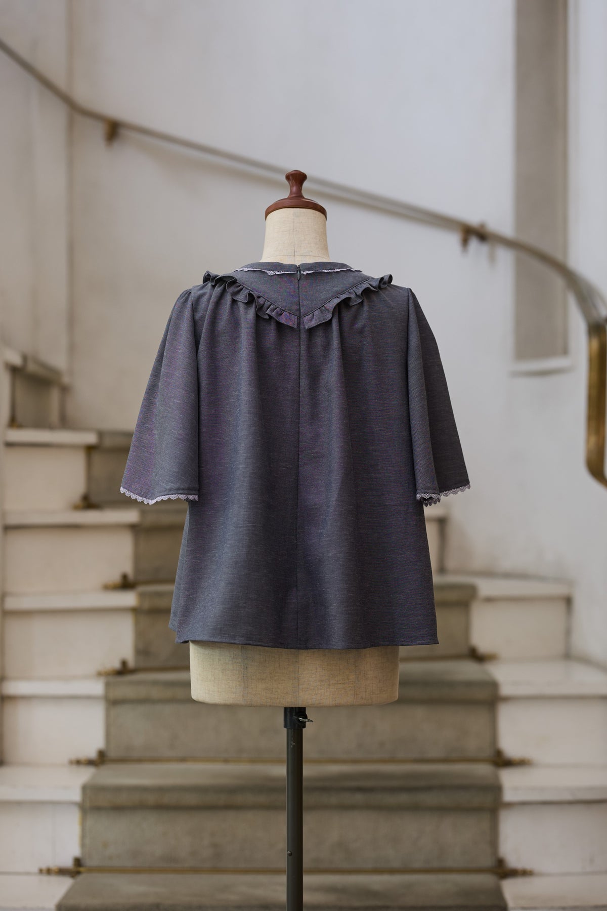 【Pre-order】Viola blouse/Gray