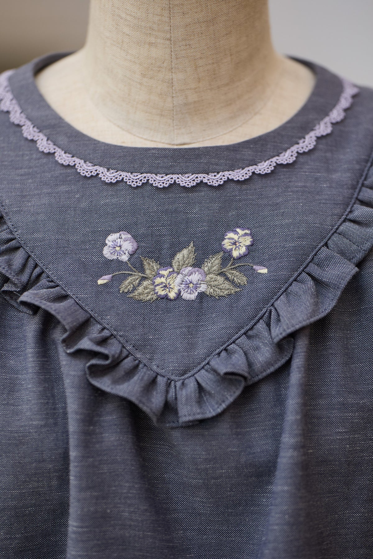 【Pre-order】Viola blouse/Gray