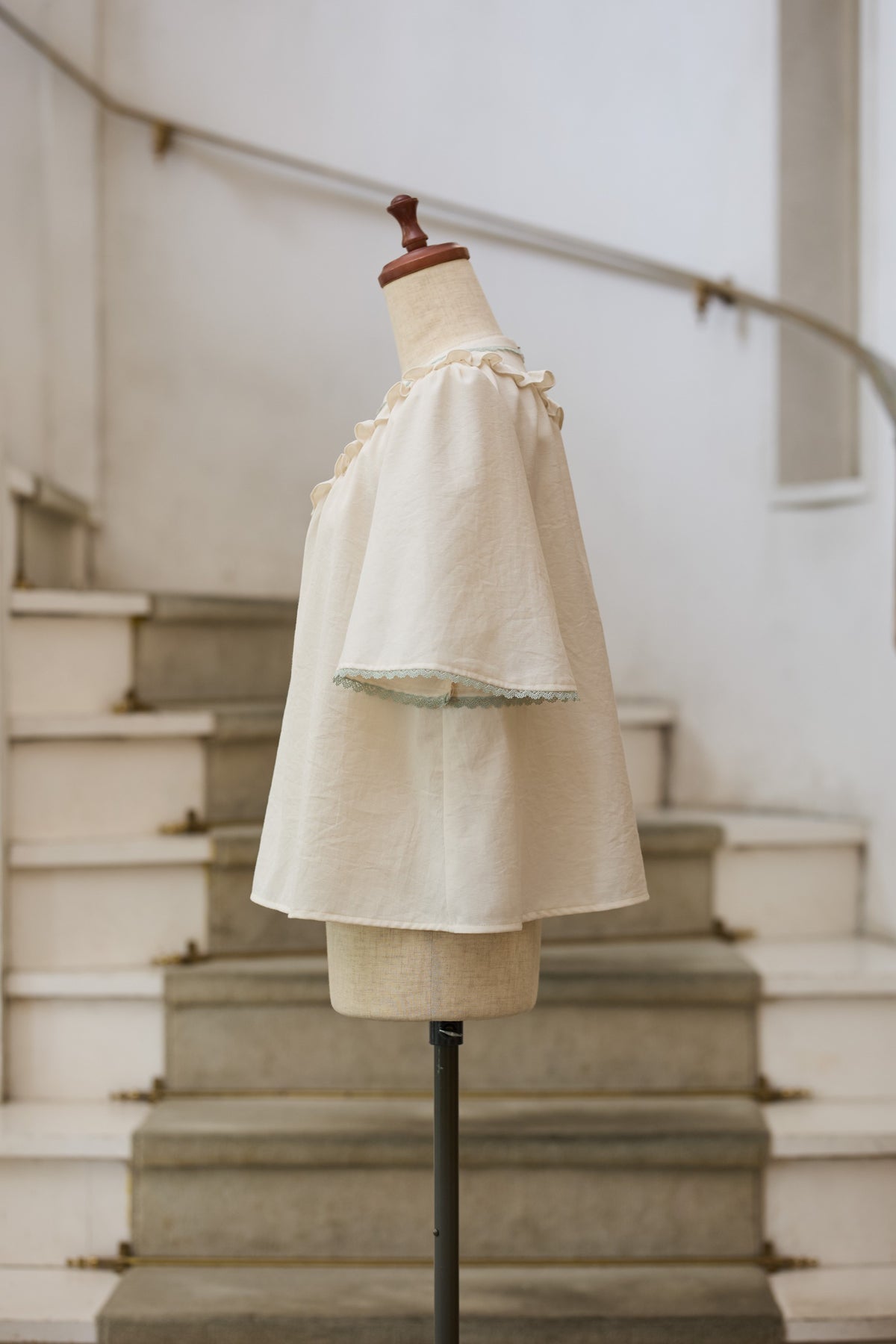 【Pre-order】Viola blouse/Ivory