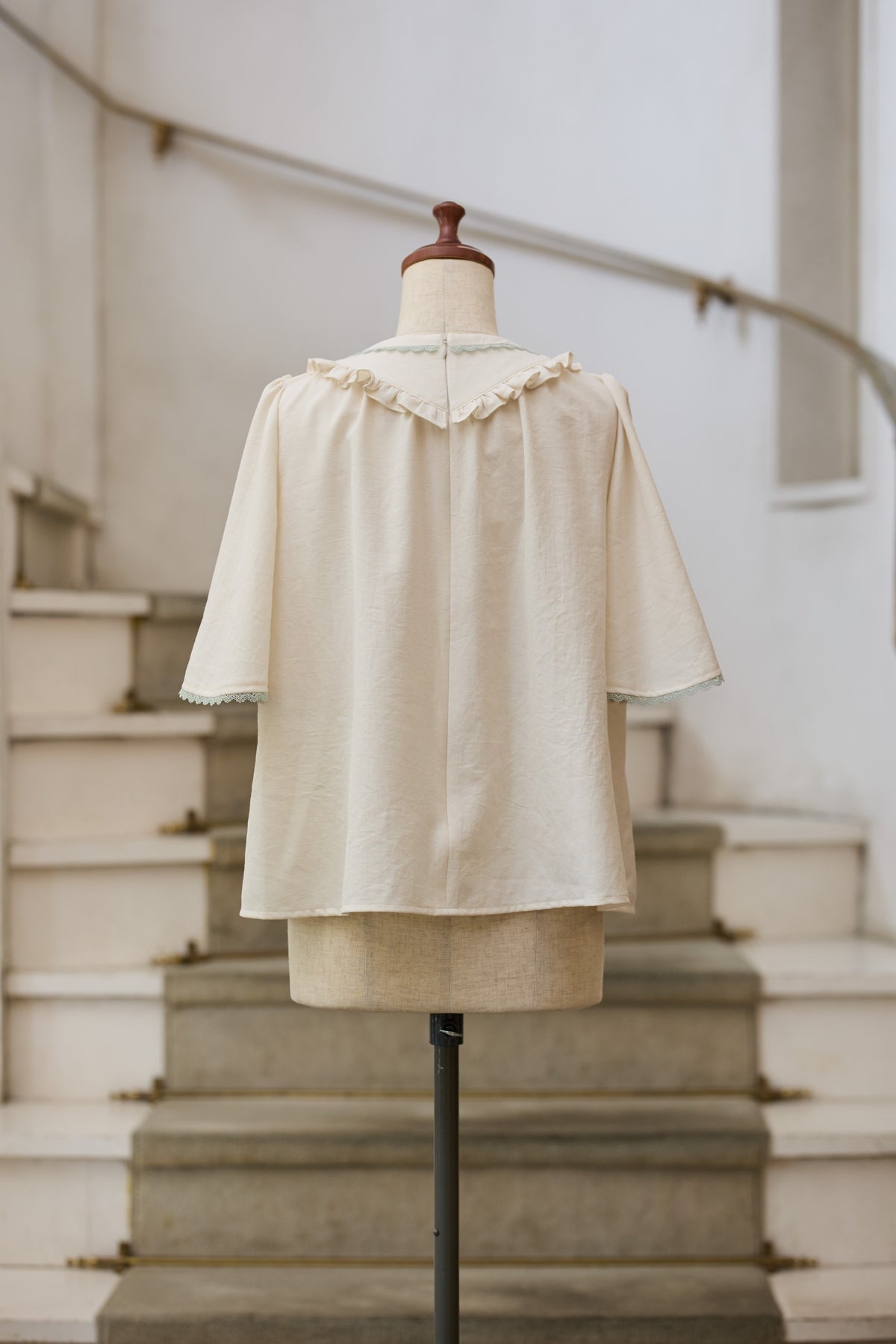 【Pre-order】Viola blouse/Ivory