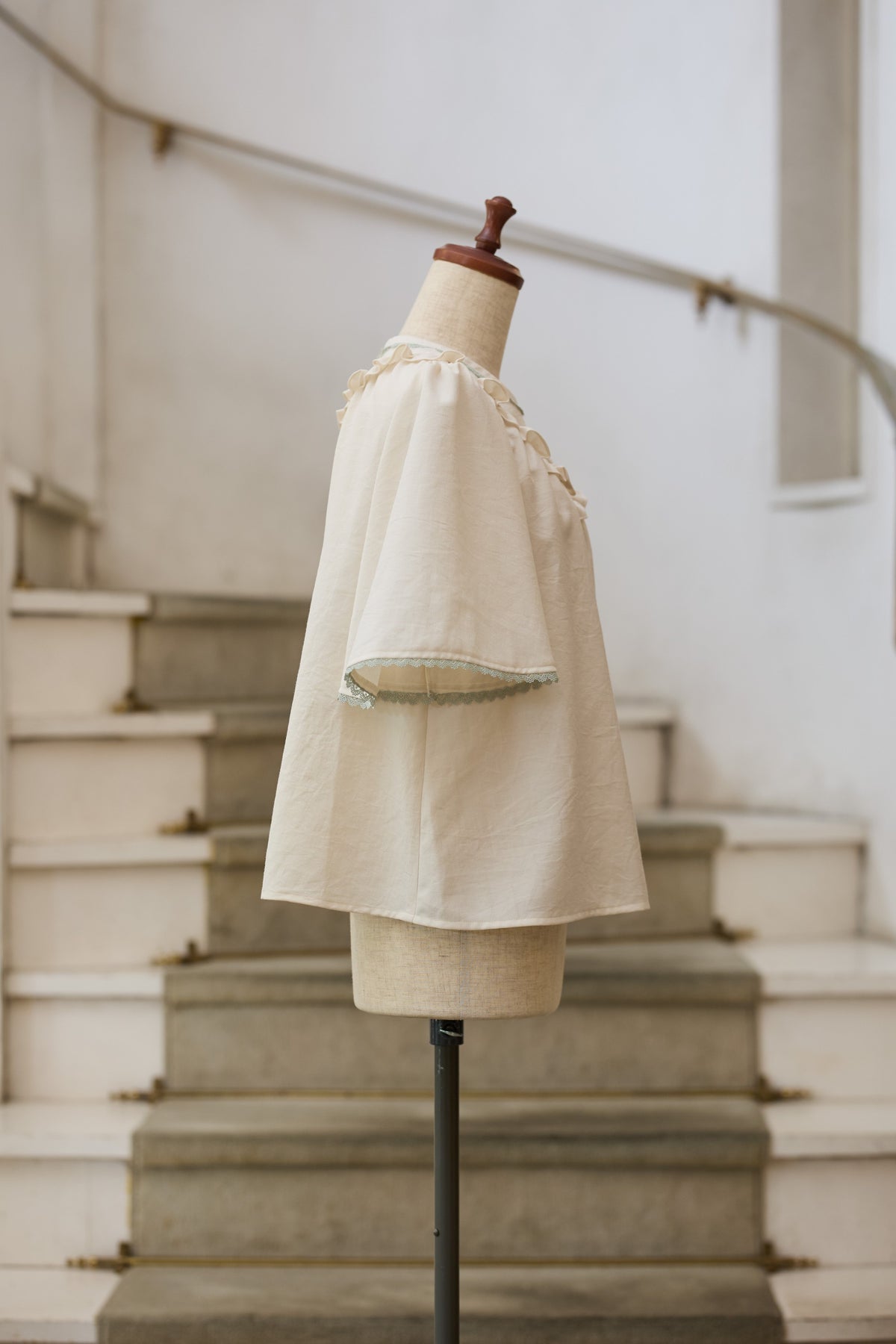 【Pre-order】Viola blouse/Ivory