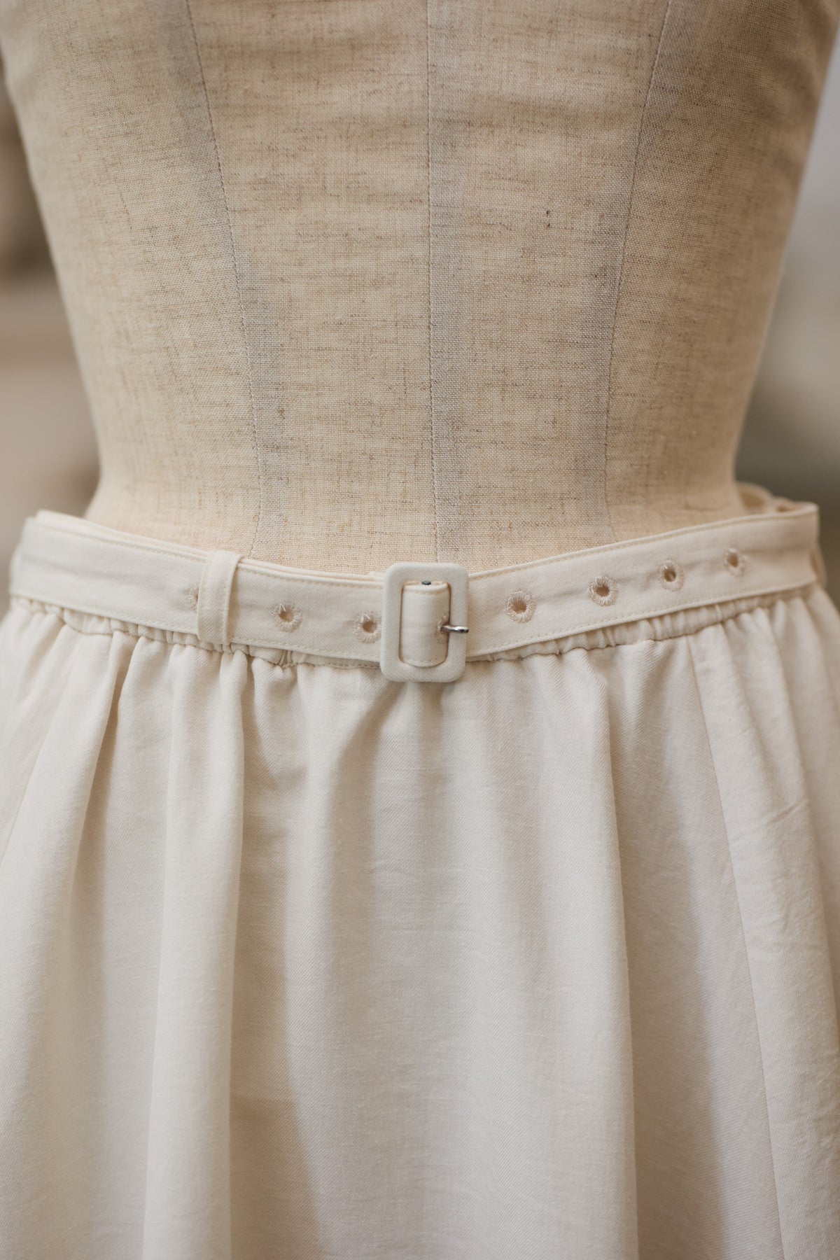 【Pre-order】Linen like flare skirt/Ivory