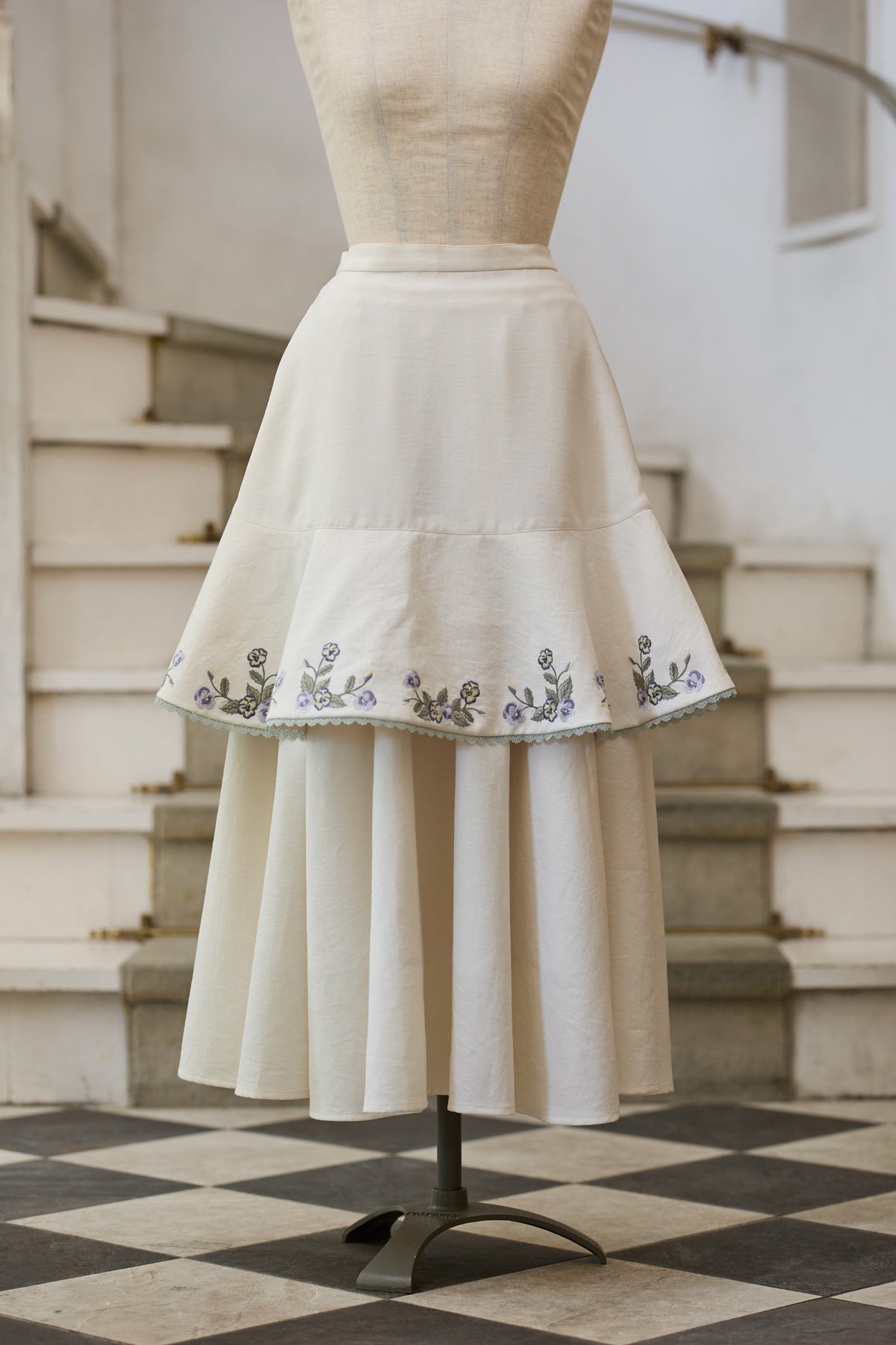 【Pre-order】Viola tablier /Ivory