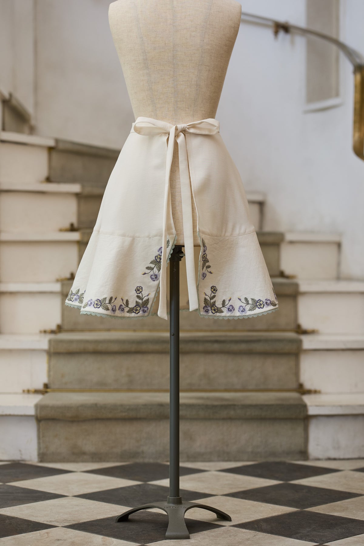 【Pre-order】Viola tablier /Ivory