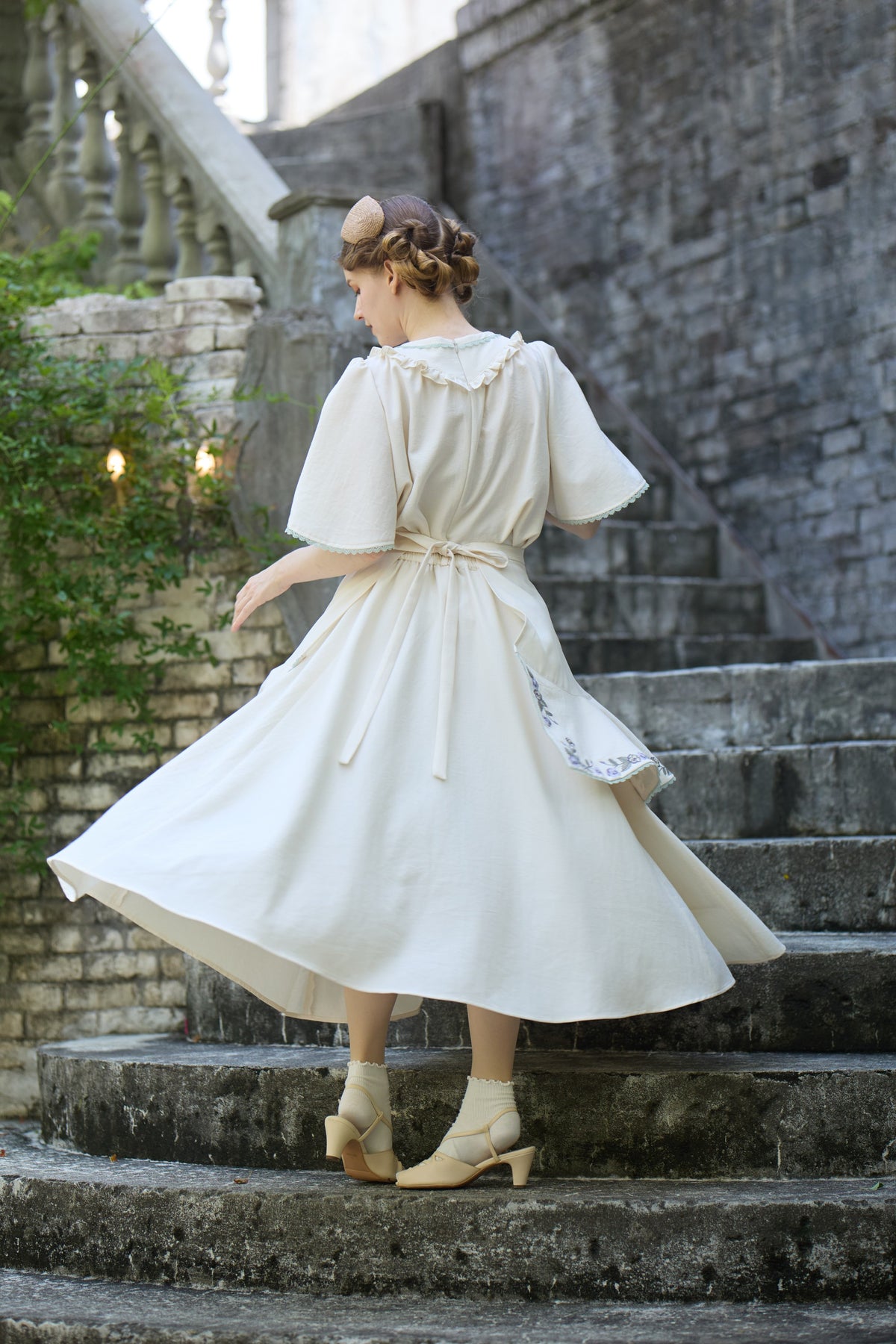 【Pre-order】Viola tablier /Ivory