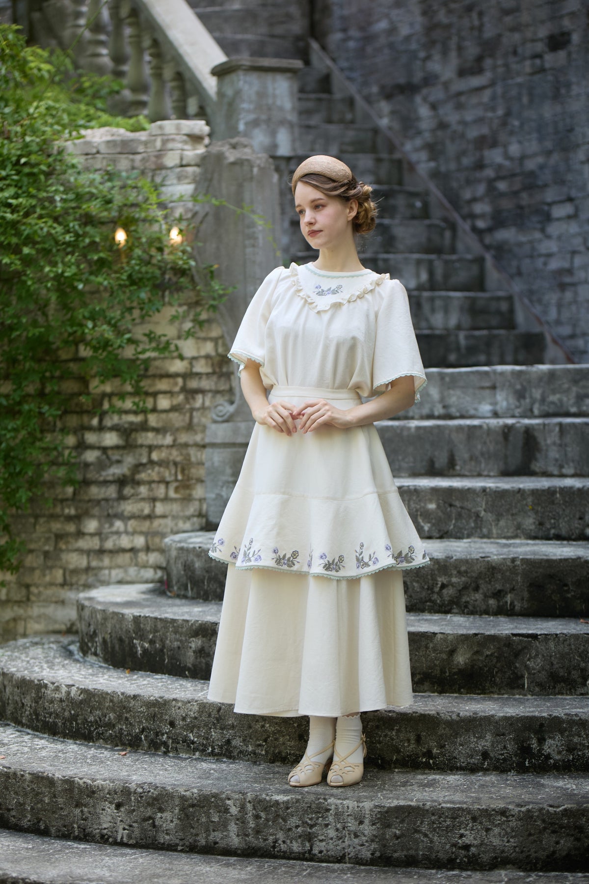 【Pre-order】Viola tablier /Ivory