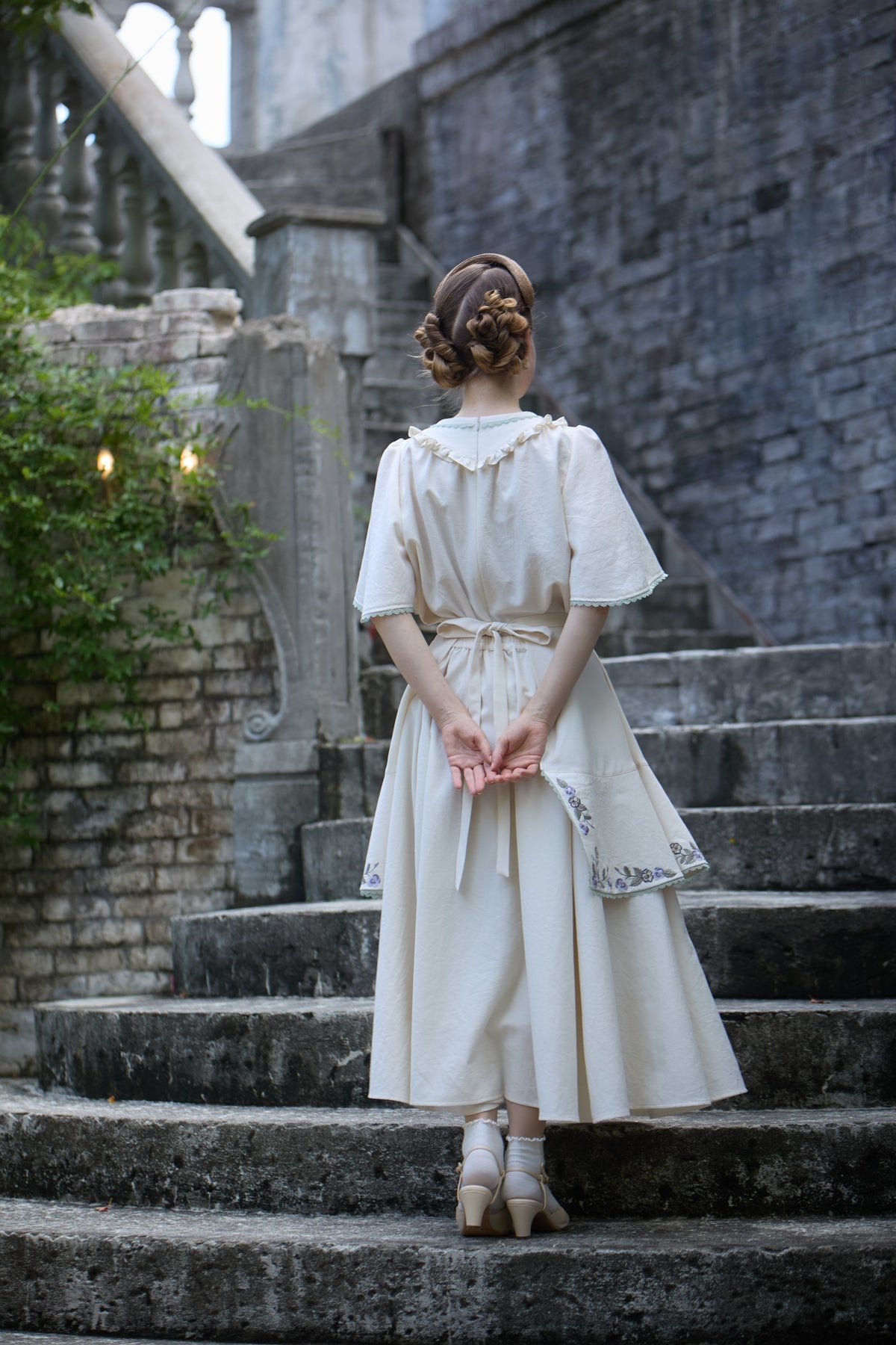 【Pre-order】Viola tablier /Ivory