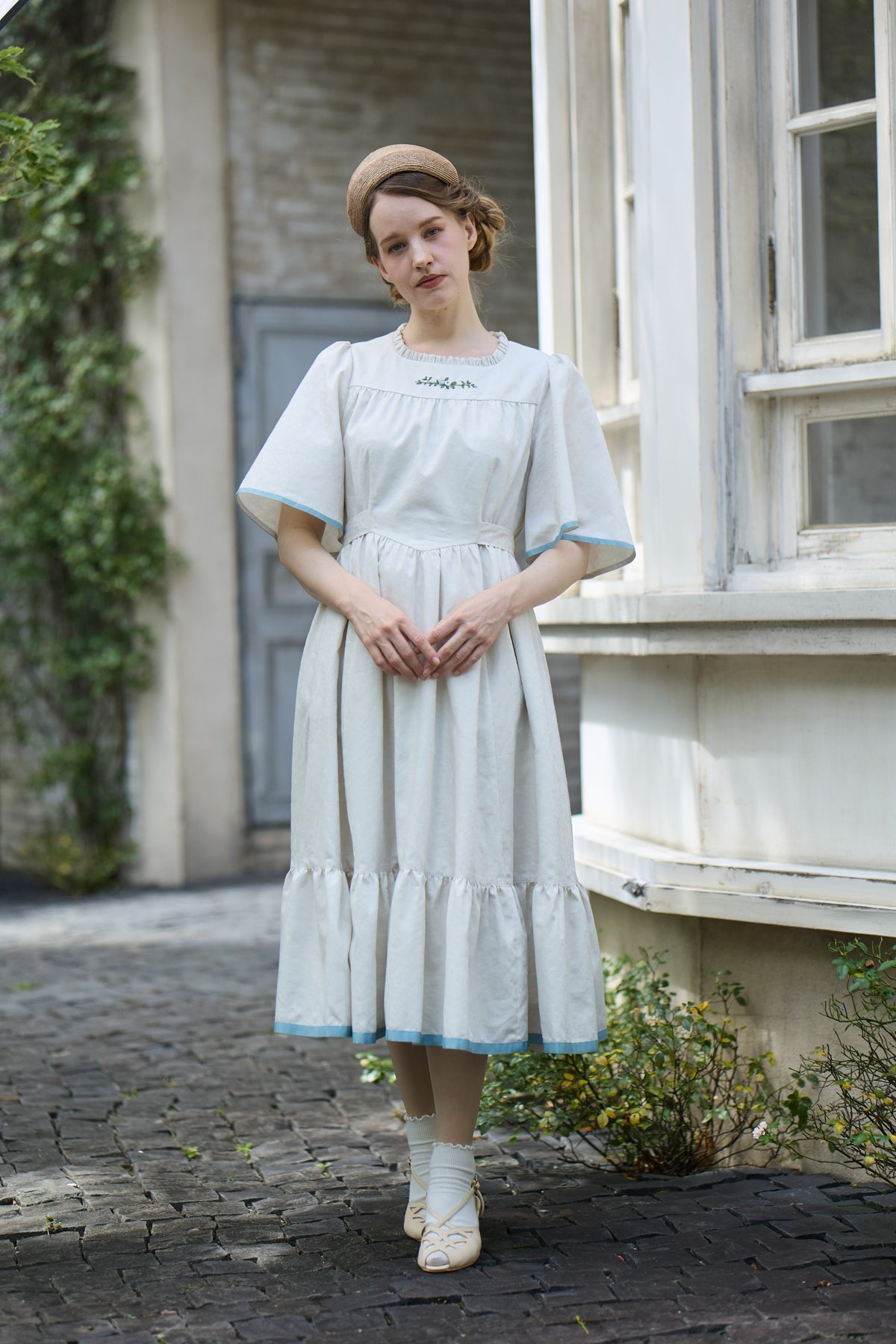 【Pre-order】Rosalie dress/Ivory