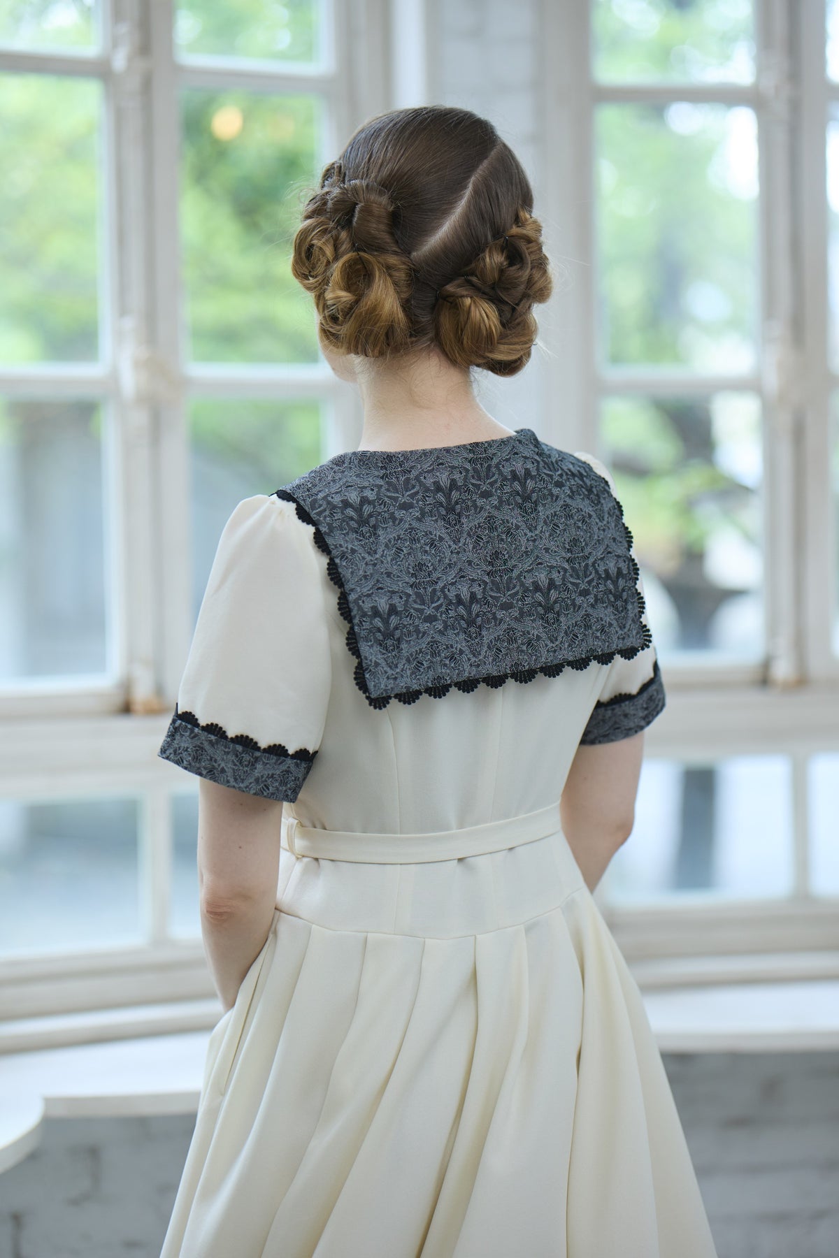 【Pre-order】Eleanor dress/Ivory×Black