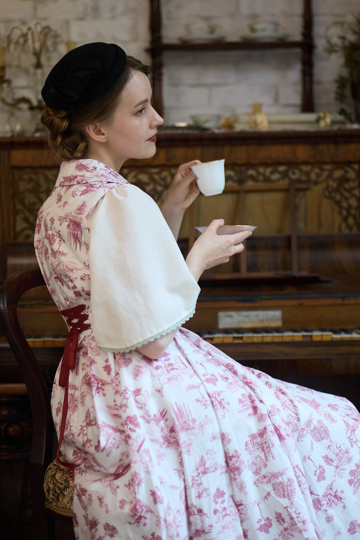 【Pre-order】Toile de Jouy sleeveless dress/Red