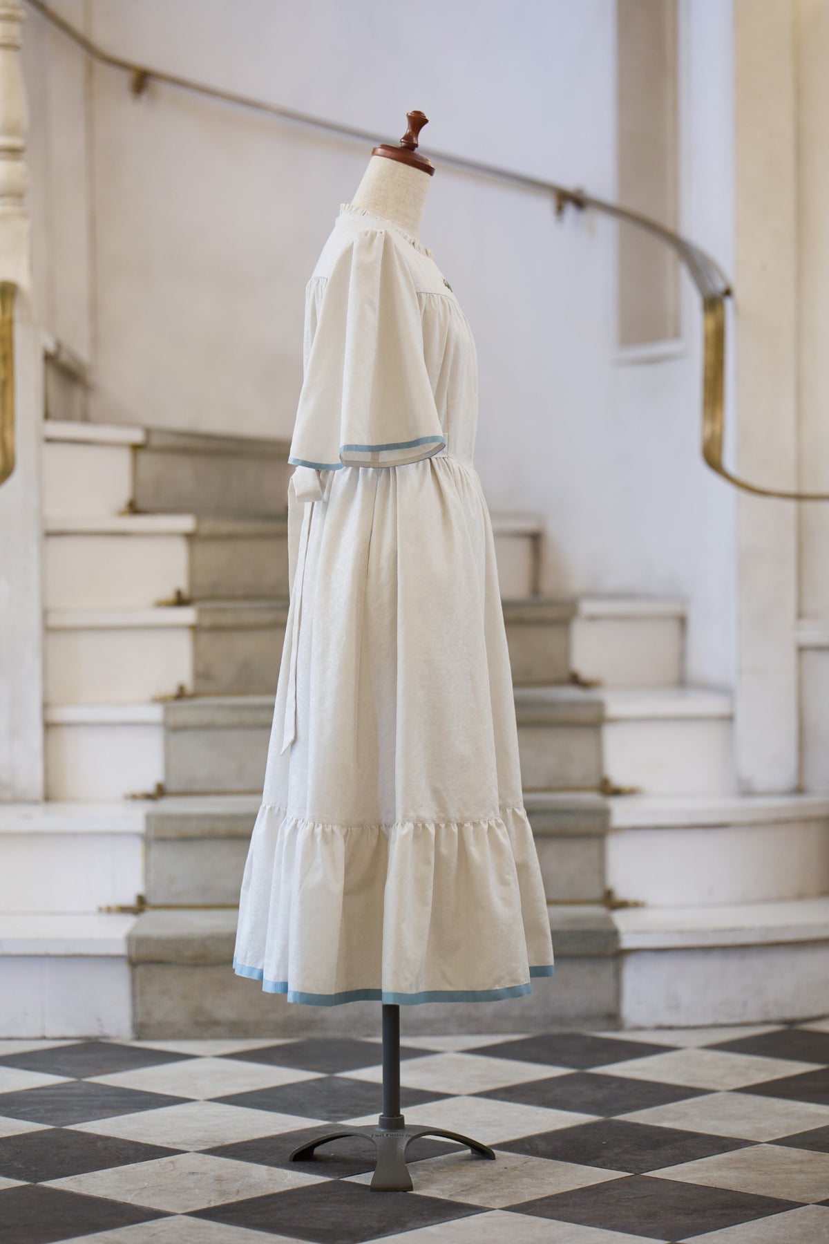 【Pre-order】Rosalie dress/Ivory