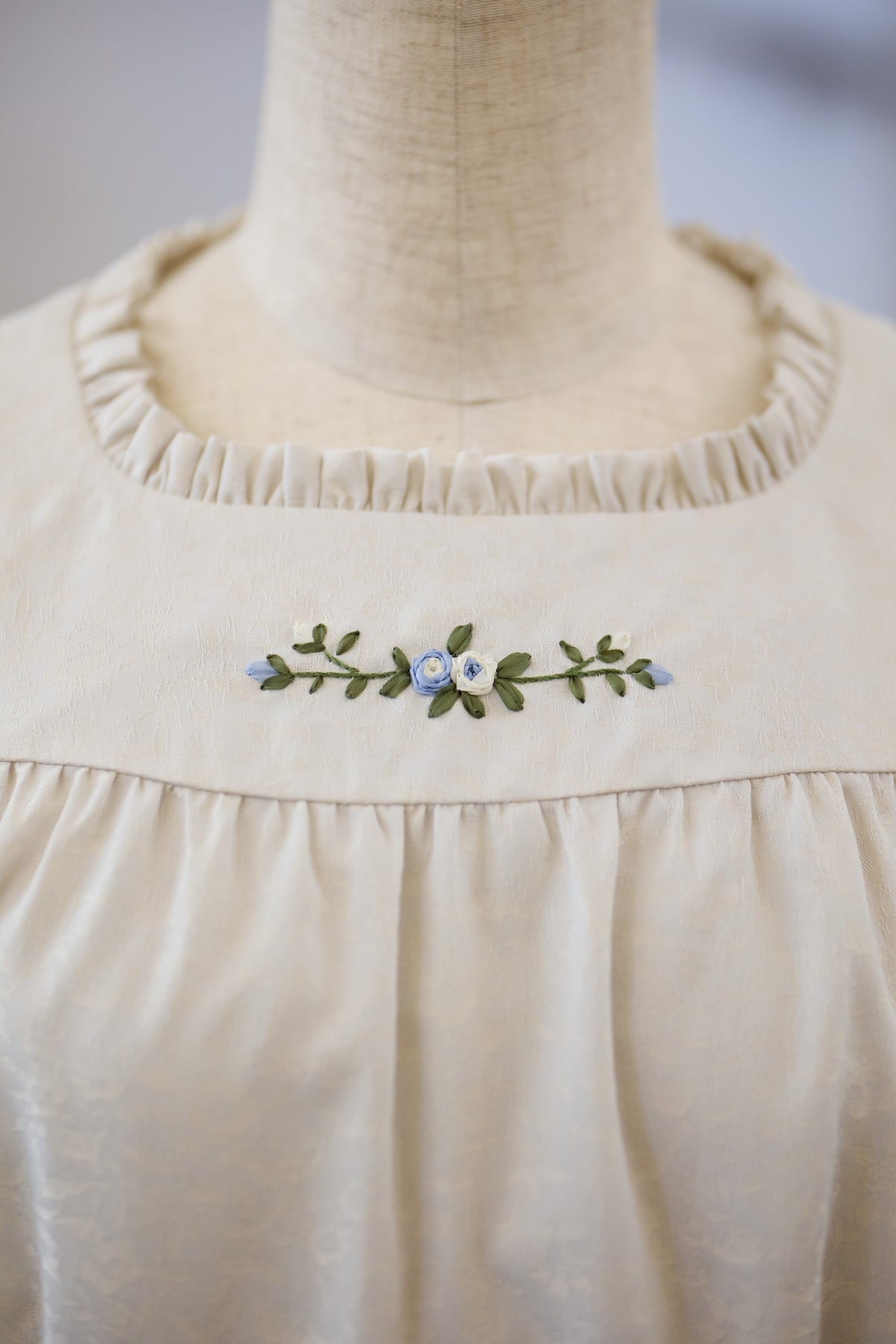 【Pre-order】Rosalie dress/Ivory