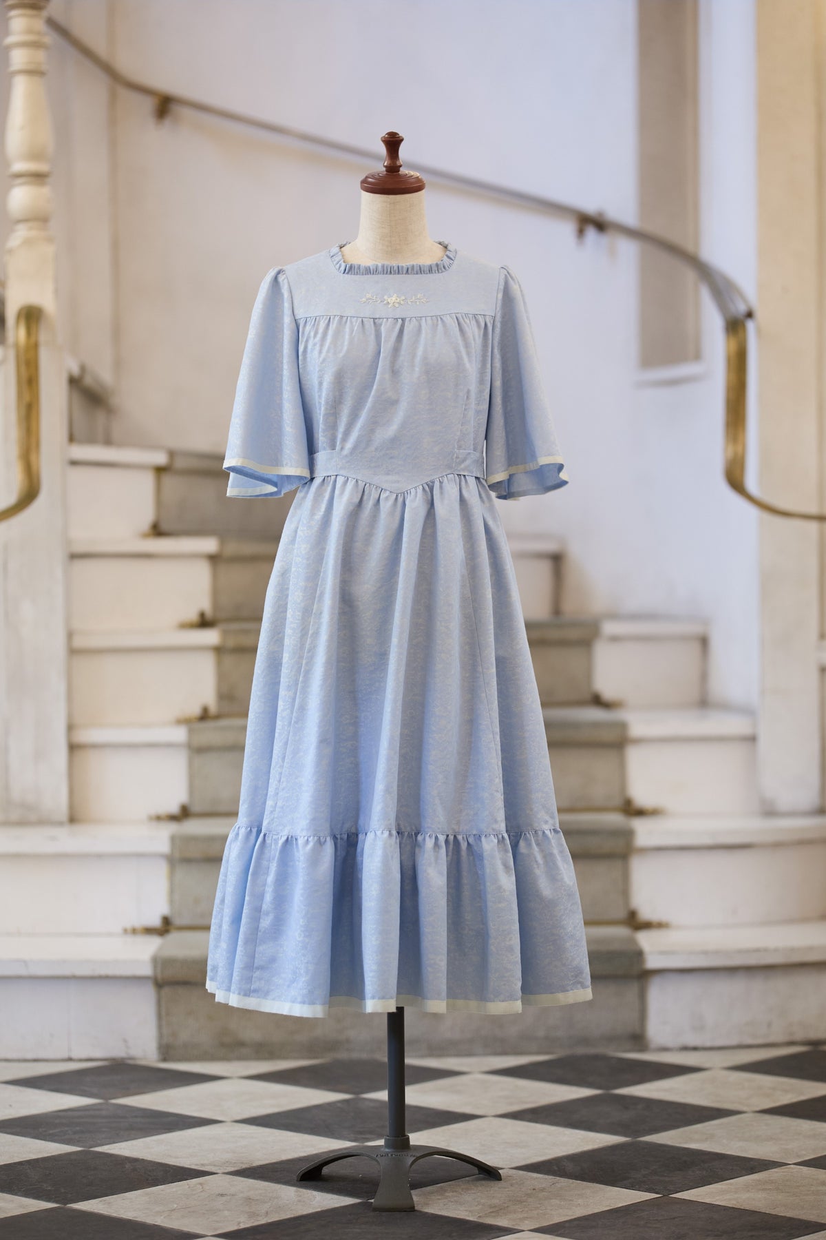 【Pre-order】Rosalie dress/sax